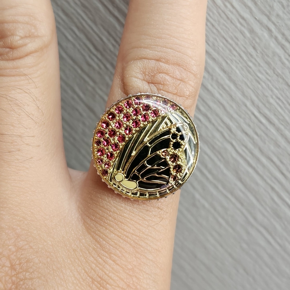 Swarovski | Monarch Butterfly Coin Pressed Design With Pink Crystals Ring